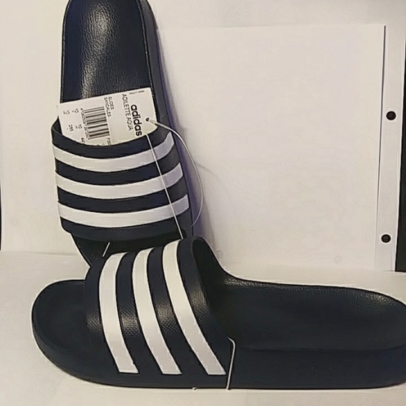 MEN Adidas Adilette Aqua Slide Sandals size 10 NWT - Picture 3 of 10
